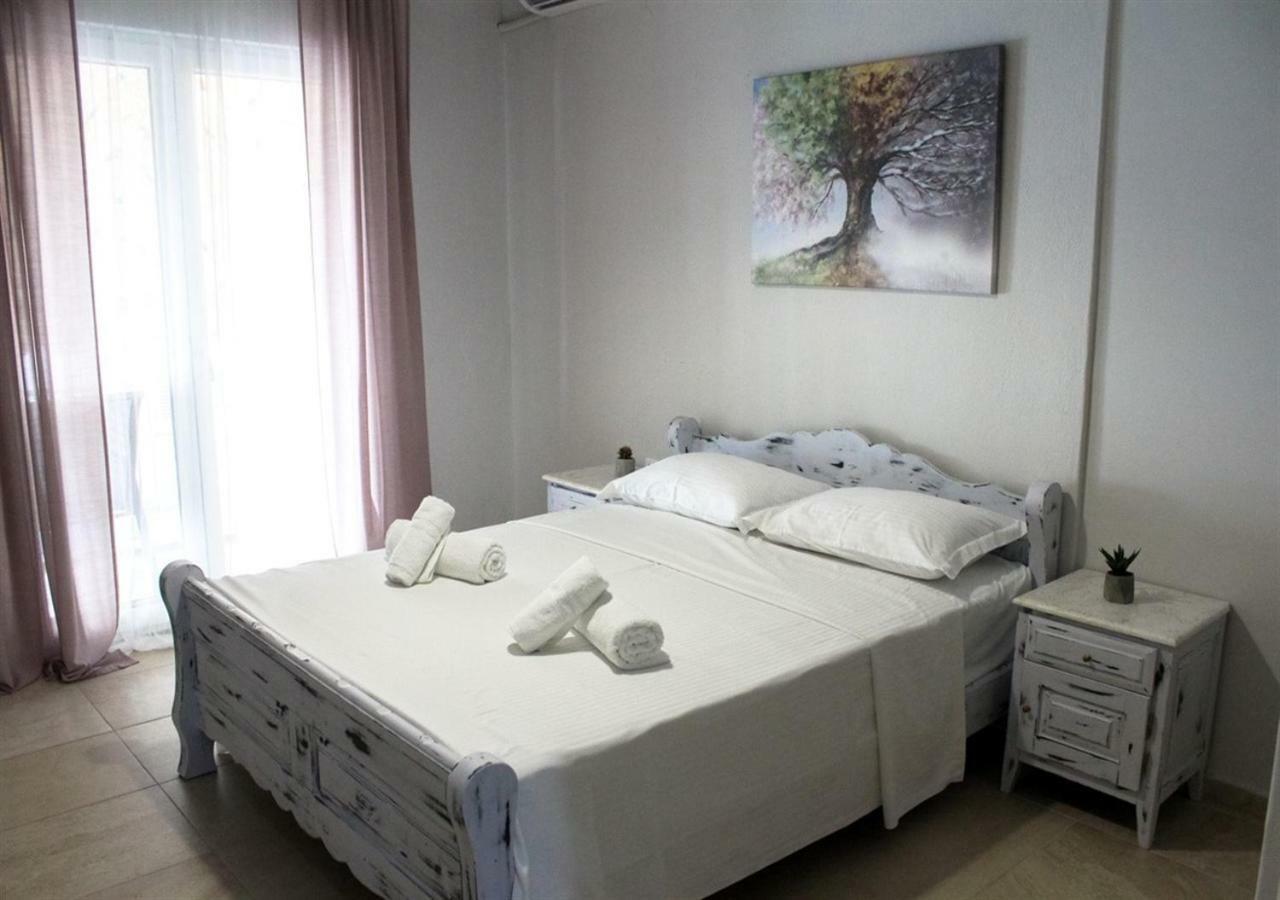 Liby'S Luxury Apartmemt Kavala Eksteriør billede